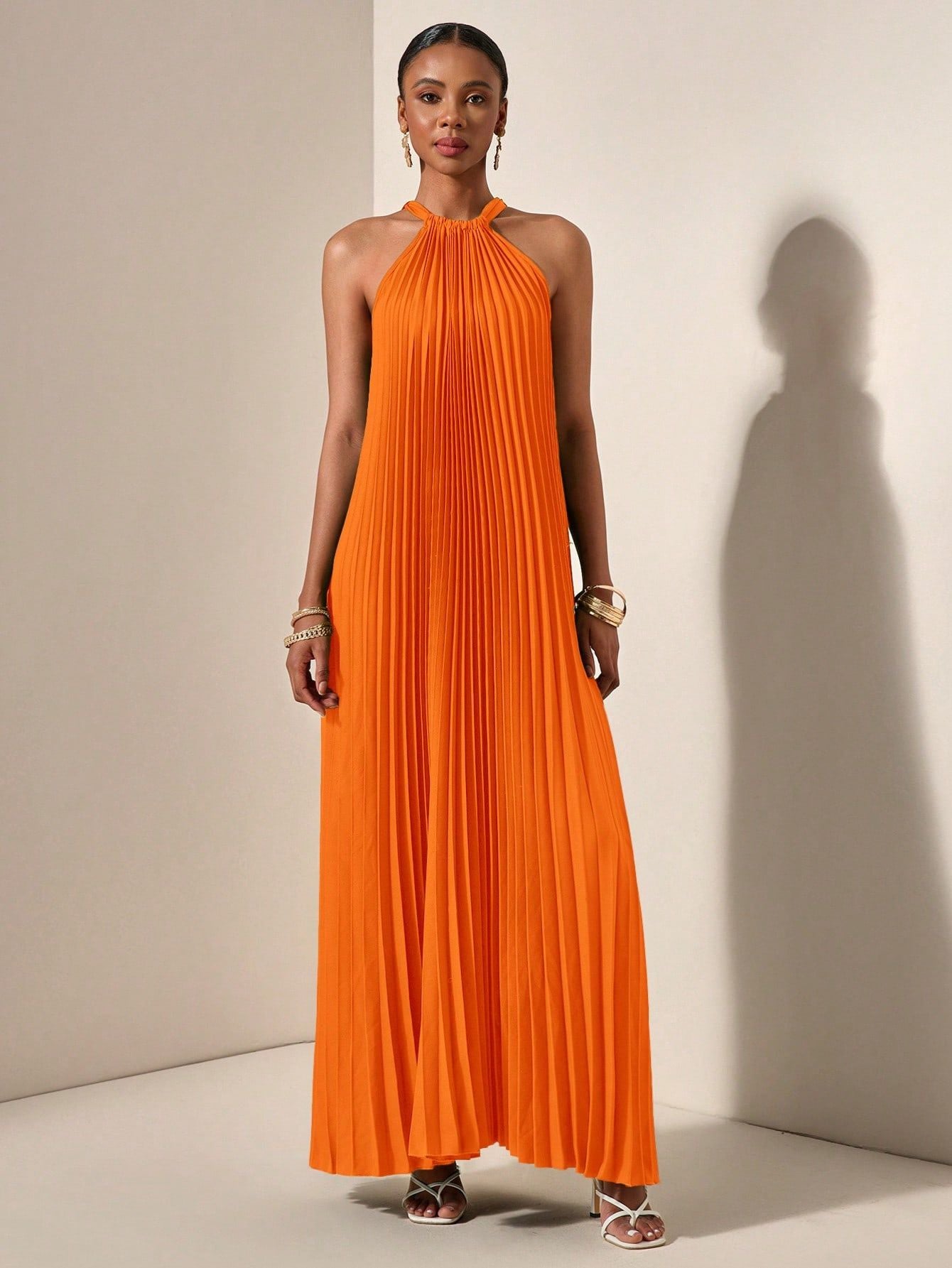 Dames halter geplooide maxi jurk