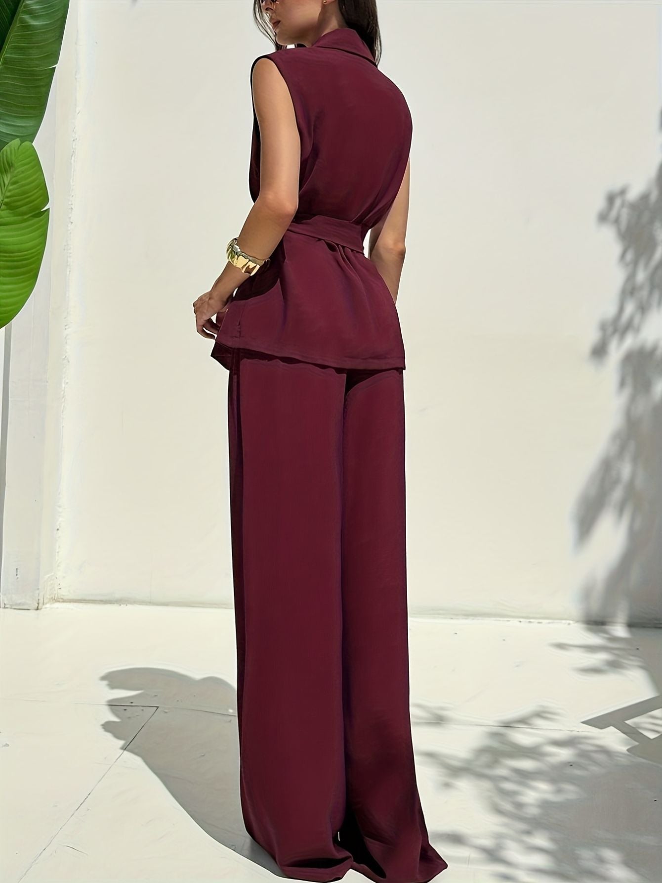 Dames mouwloze getailleerde vest en broek set