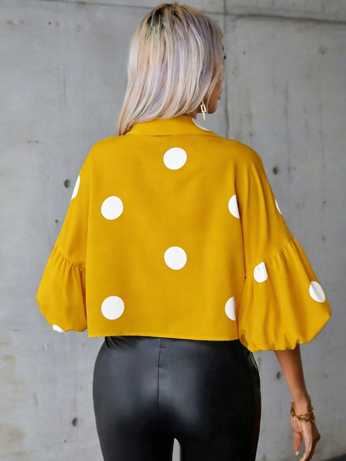 Dames blouse met puffmouwen – grote stippen
